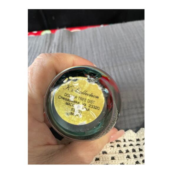 Vintage K's Collection Red/White Paperweight - Picture 3 of 4